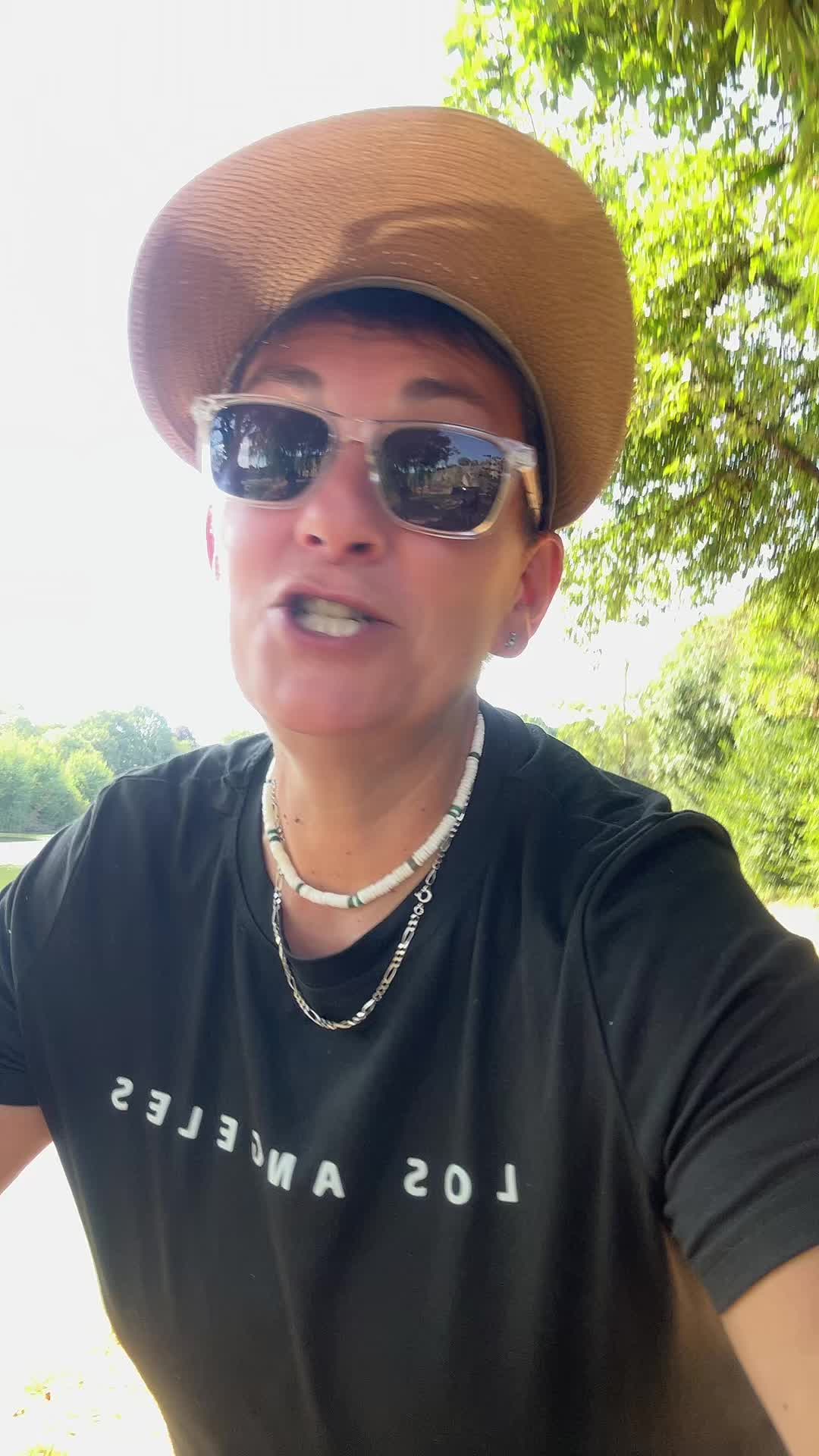 @Sandrine 85🦋💫❤️🏳️&zwj;🌈