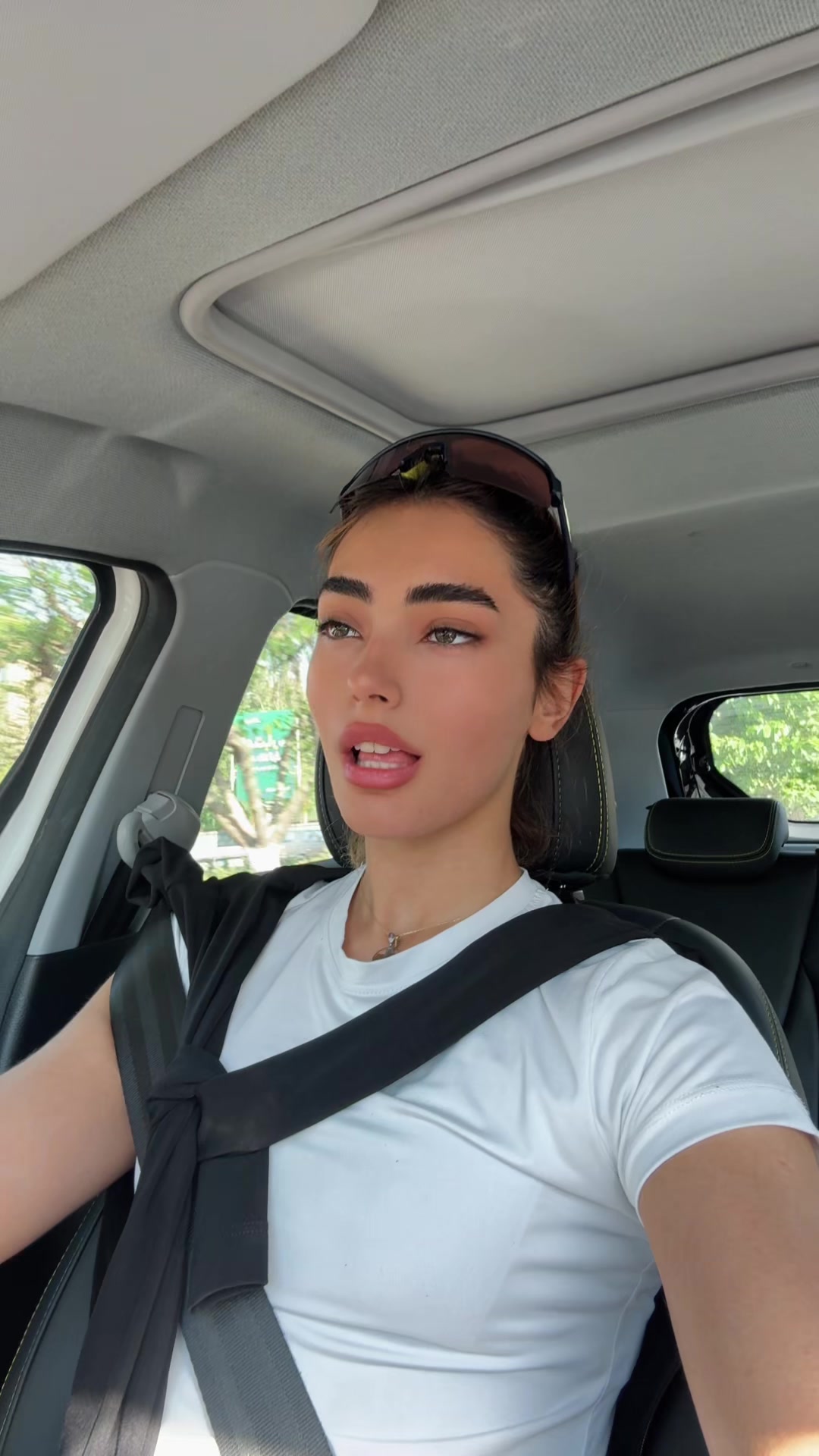 @atenaahmadi