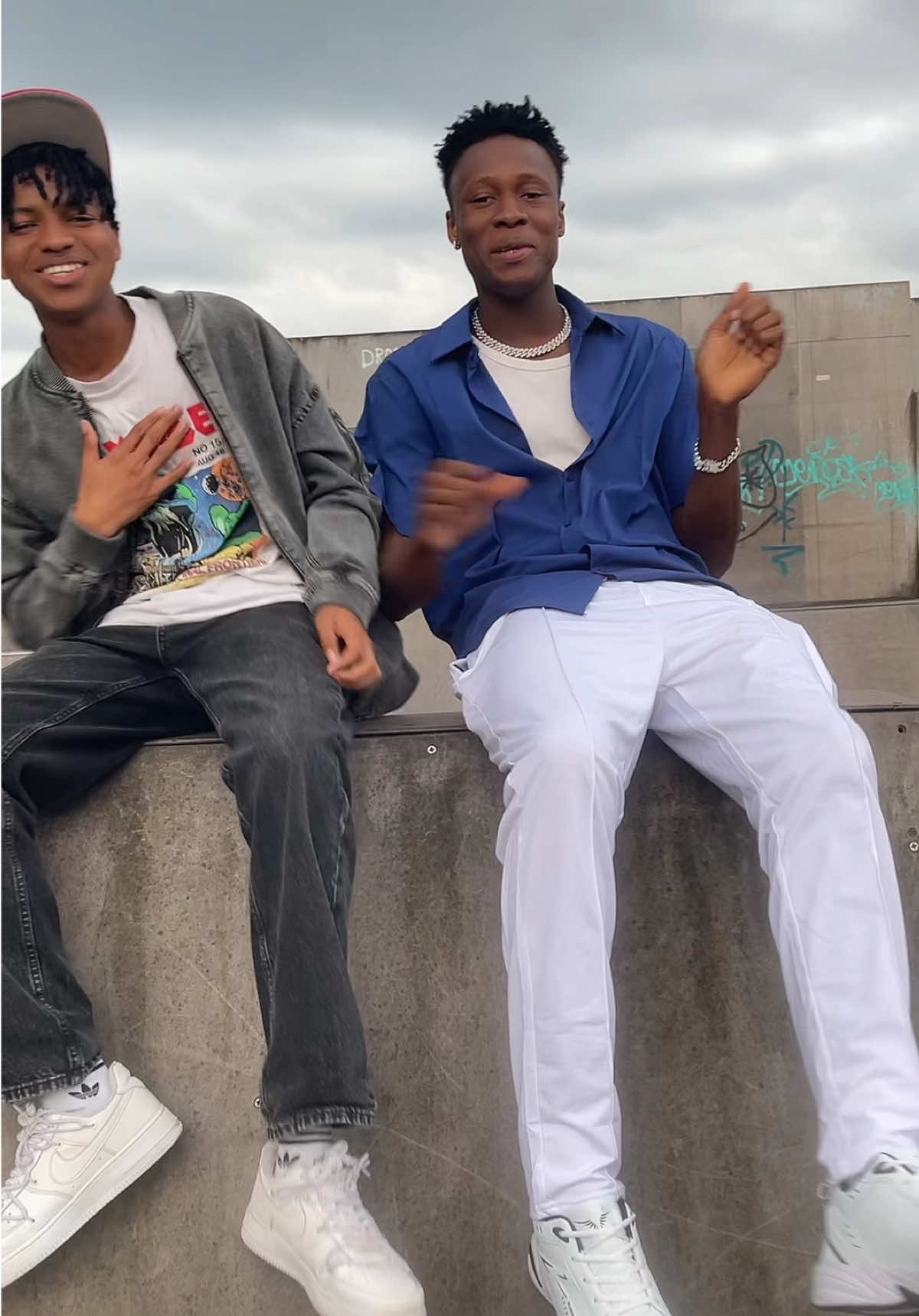 @yellou man🇬🇲🇩🇪