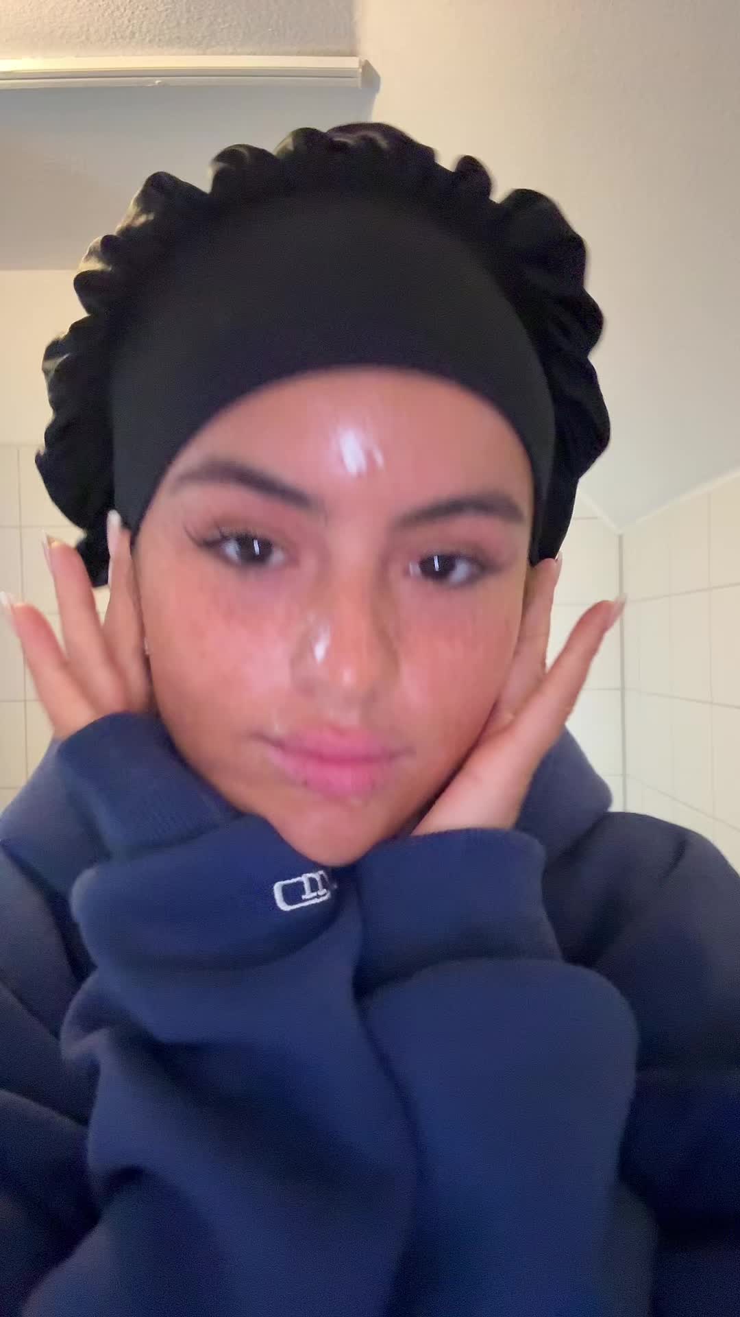 @Mounia