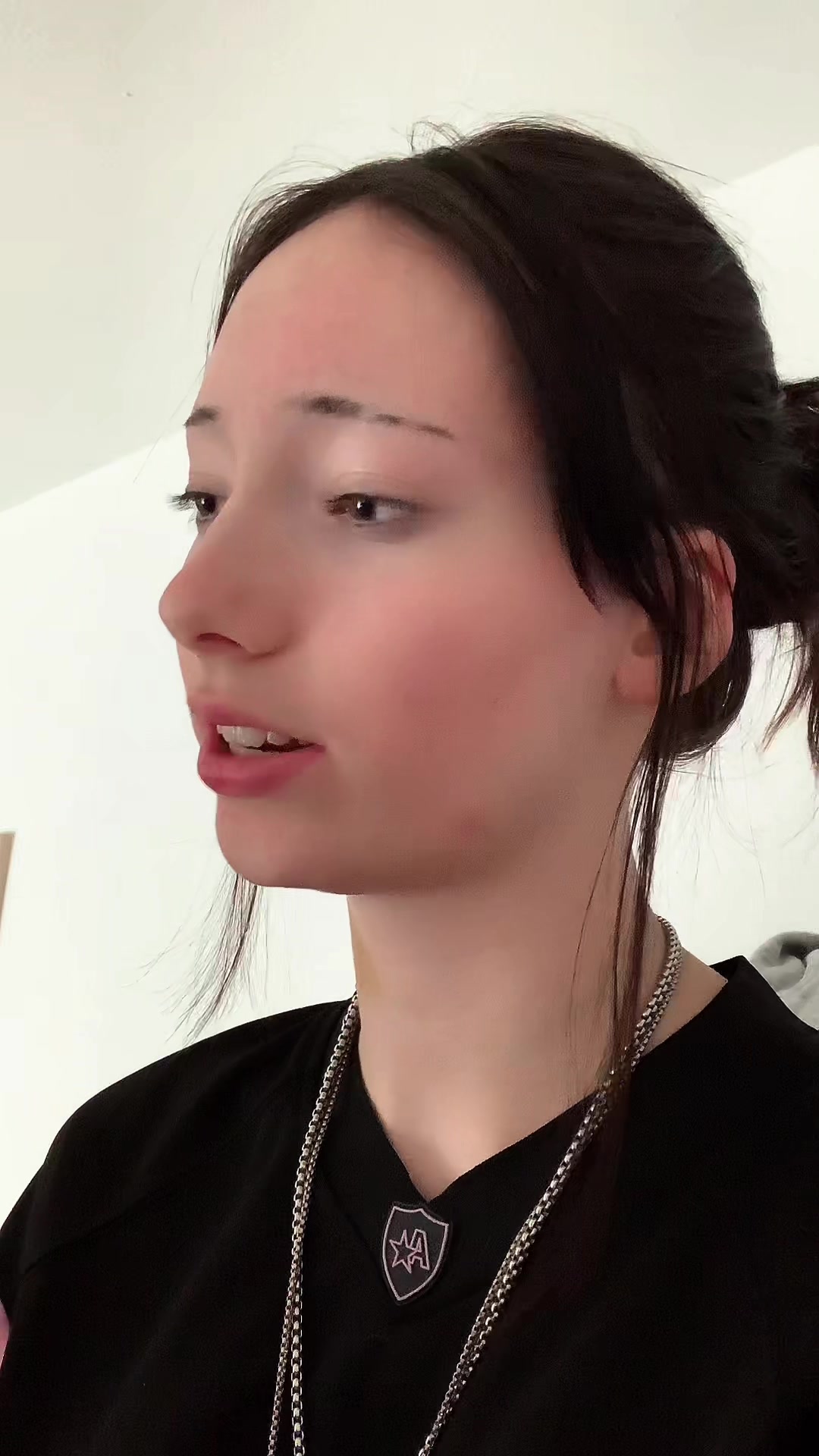 @𝐦𝐨𝐨𝐧𝐢𝐯𝐞𝐫𝐬𝐞 𐙚⋆✩