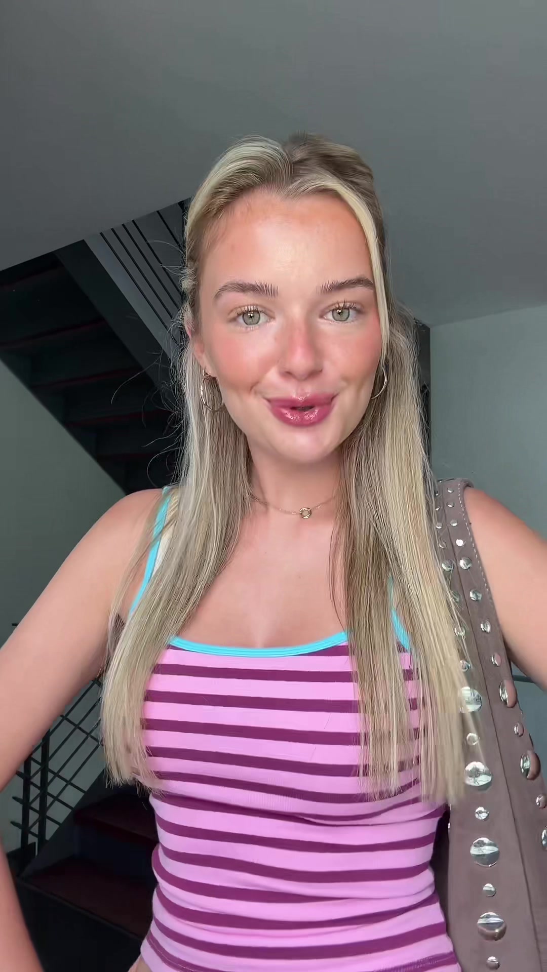 @Lara