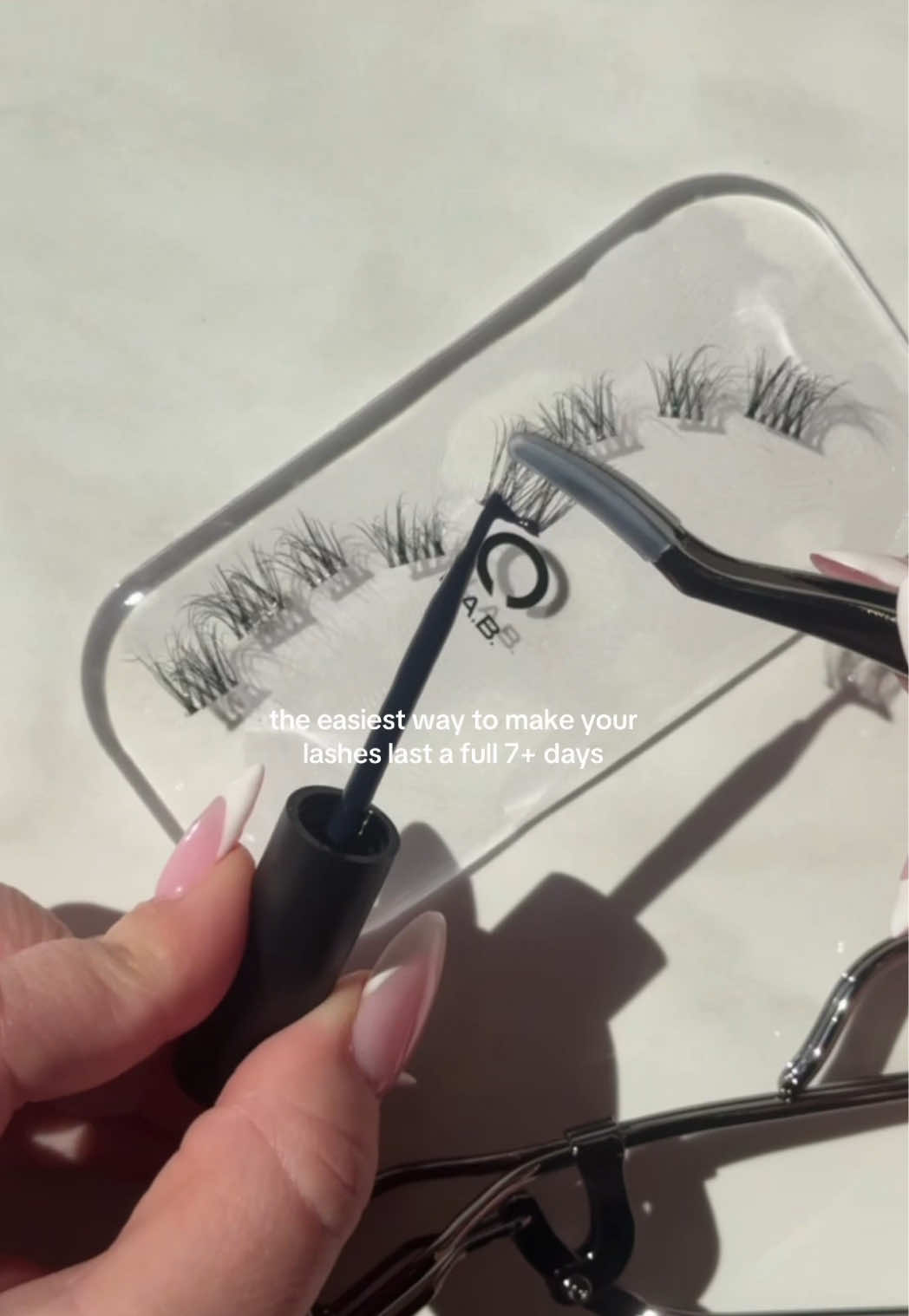@Clique Lashes And Beauty