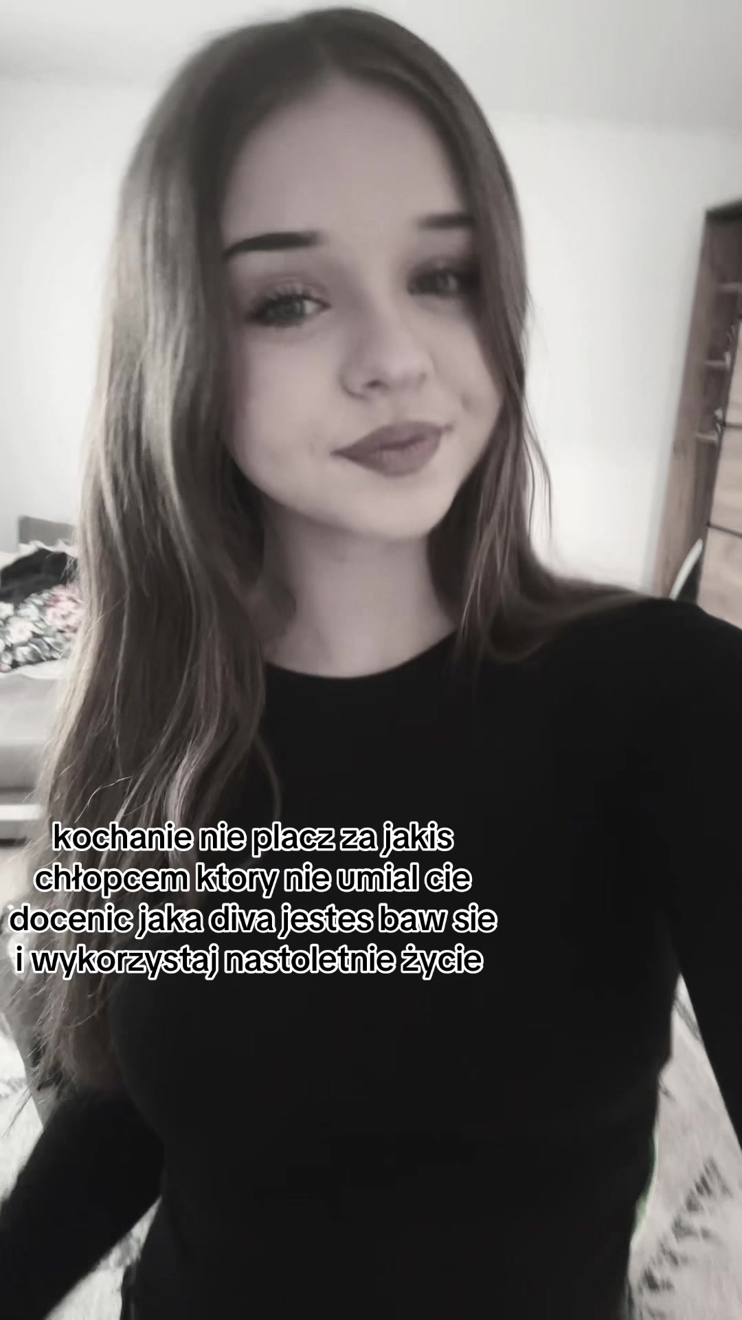 @zuvanxar_
