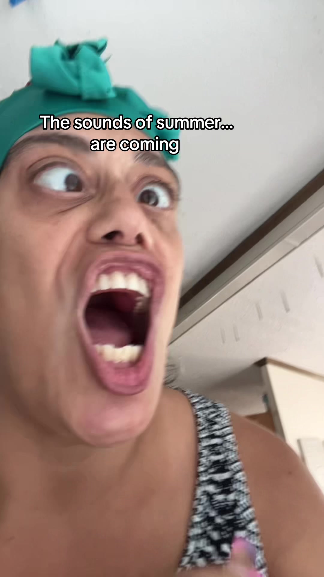@AnnieO