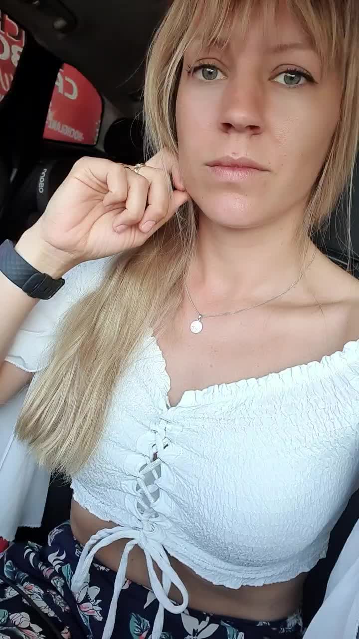 @It's me, Melanie!