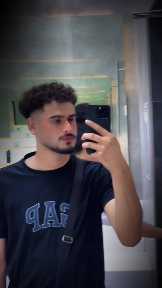 @ZarOo khaan 🦅