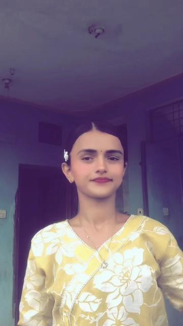 @Smriti♡🦋