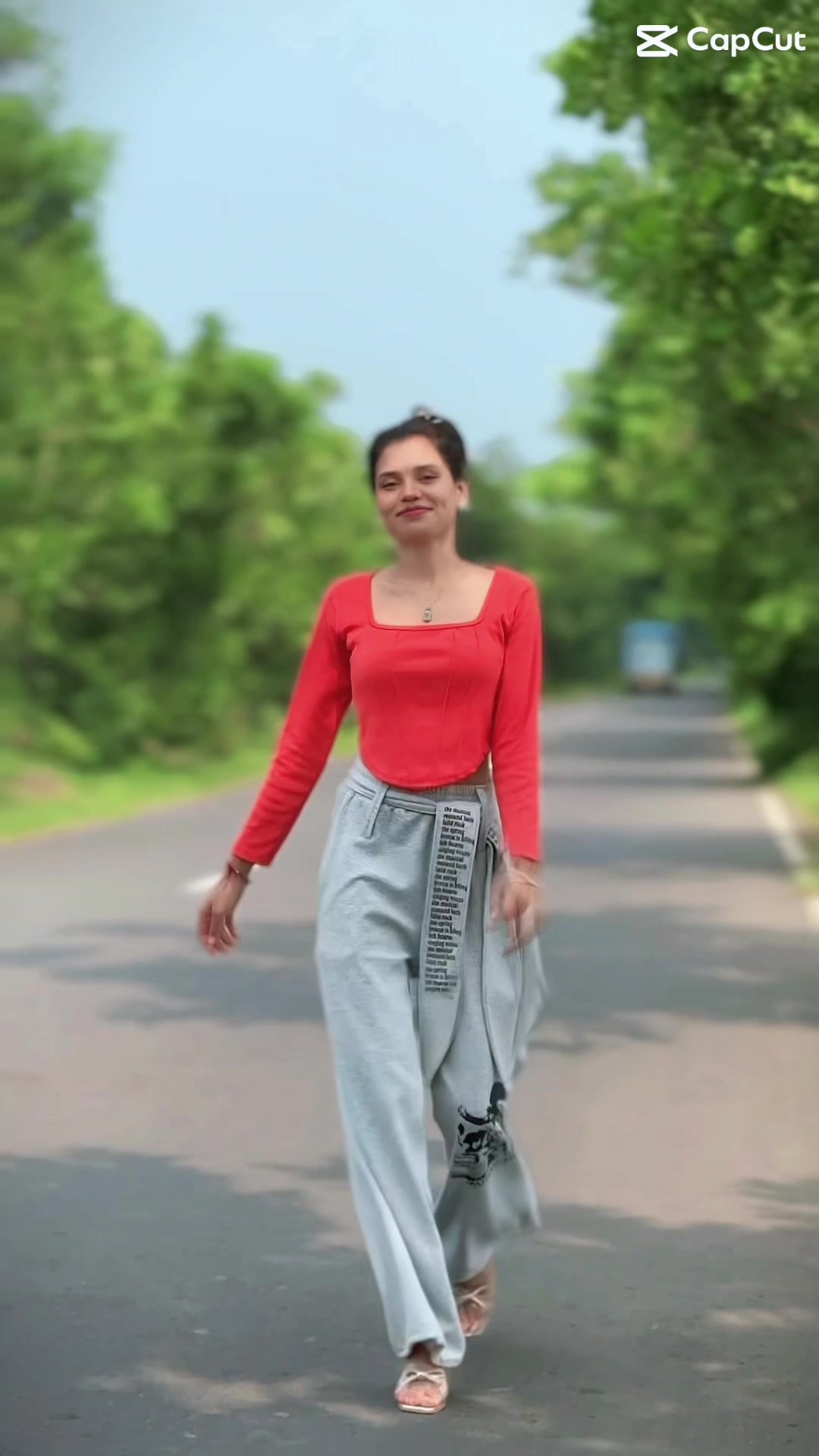 @ऋतु 🦋🖤