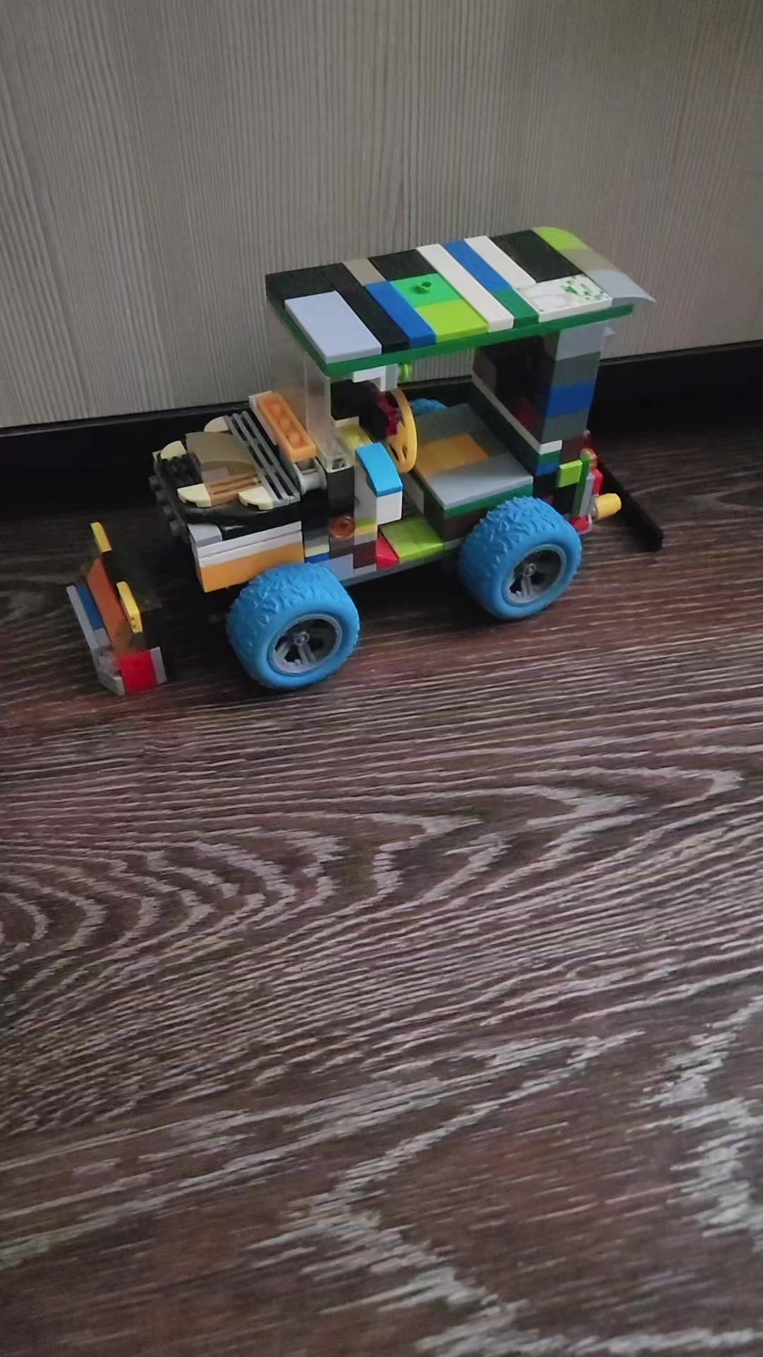 @Lego_car390