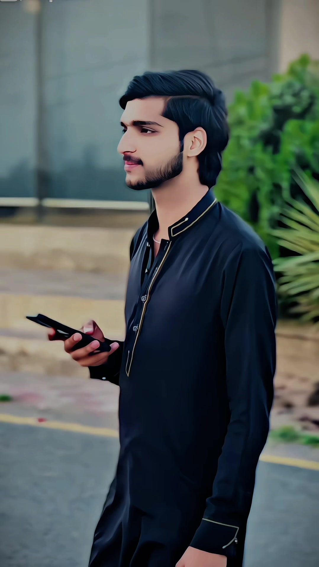 @🫵🏻OYE_HUSNAIN 👀