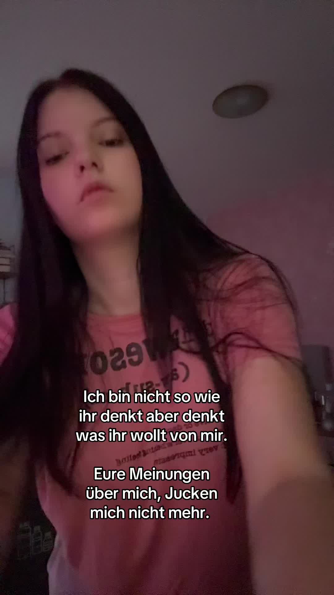 @Sarah 🦋