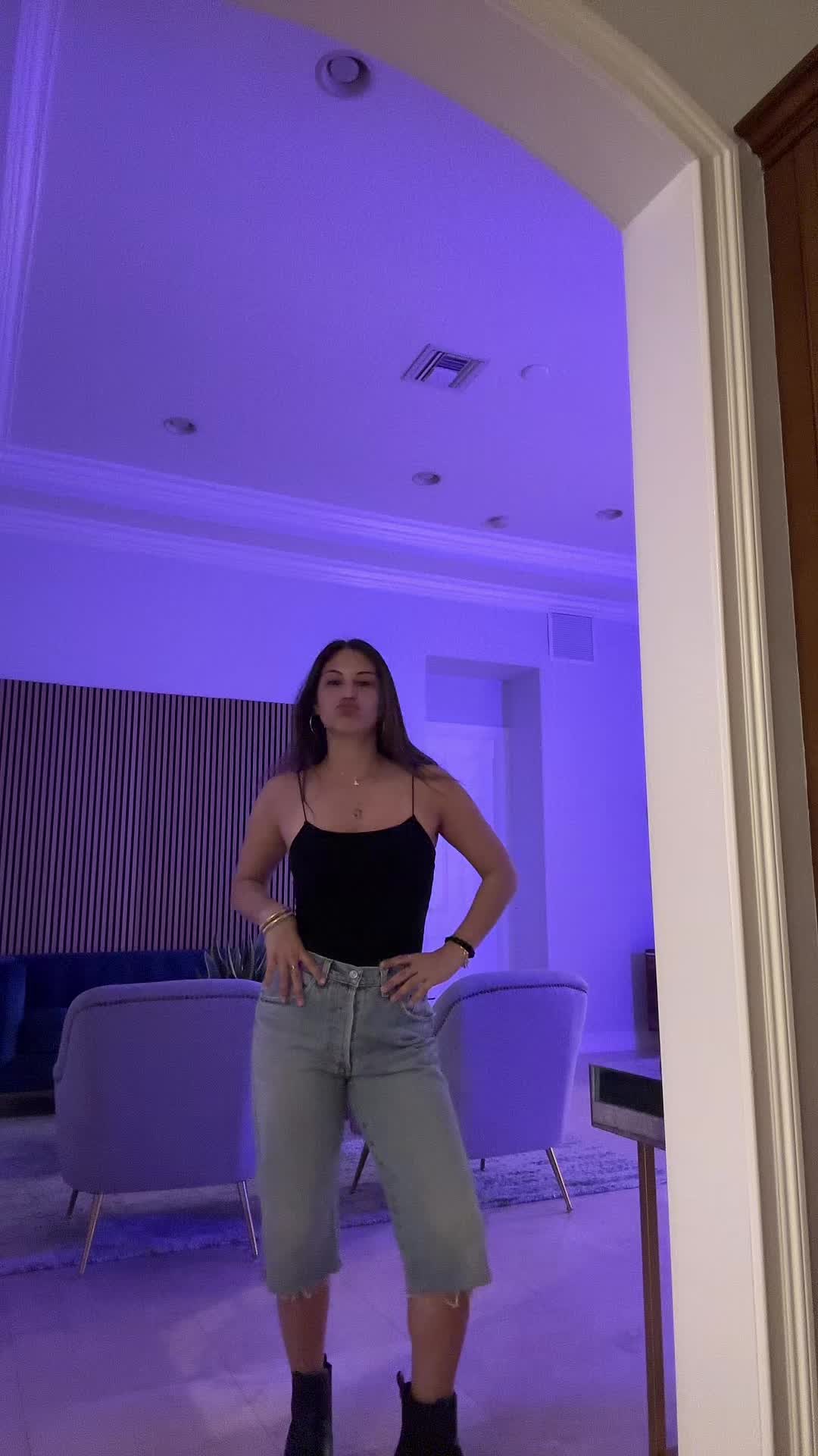 @Avajurick