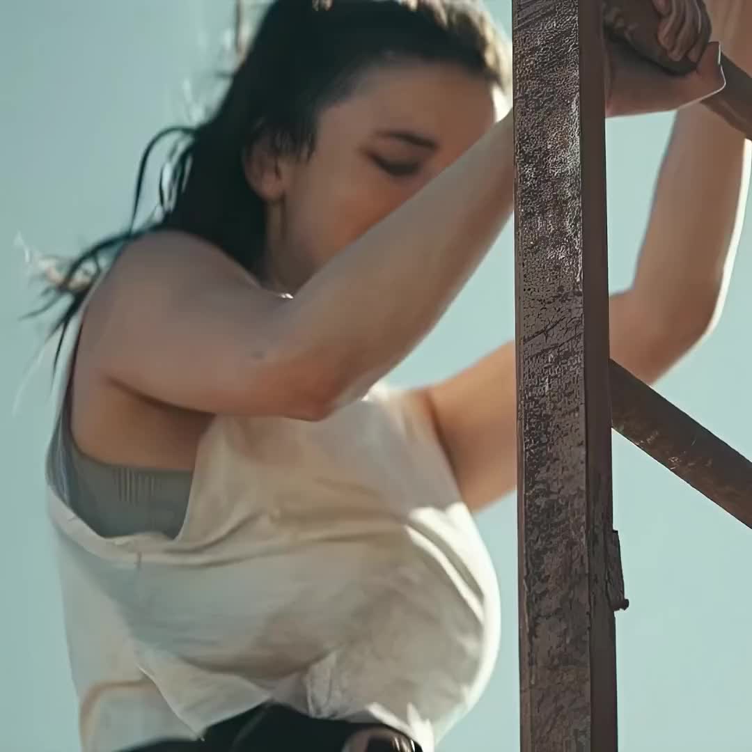 @𝗠𝗼𝘃𝗶𝗲 𝗟𝗮𝗻𝗱 🎥😲👍