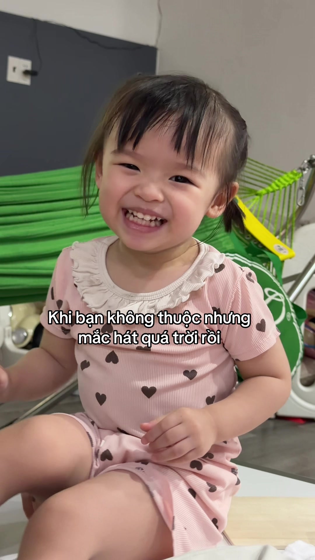 @Vy hư hư