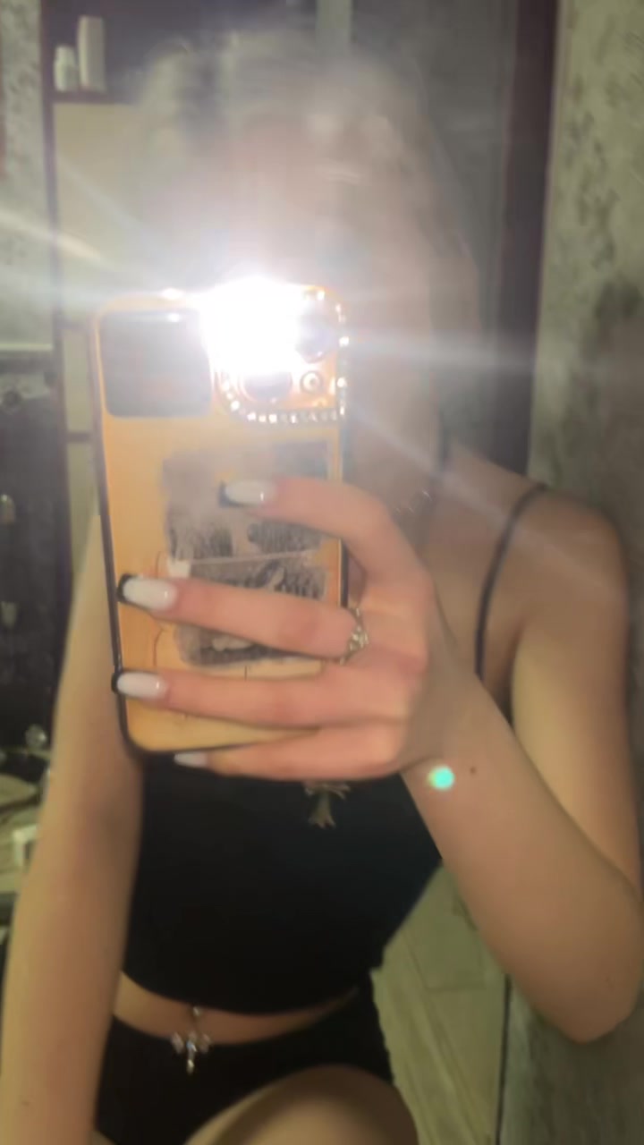 @anarxiaq🩸