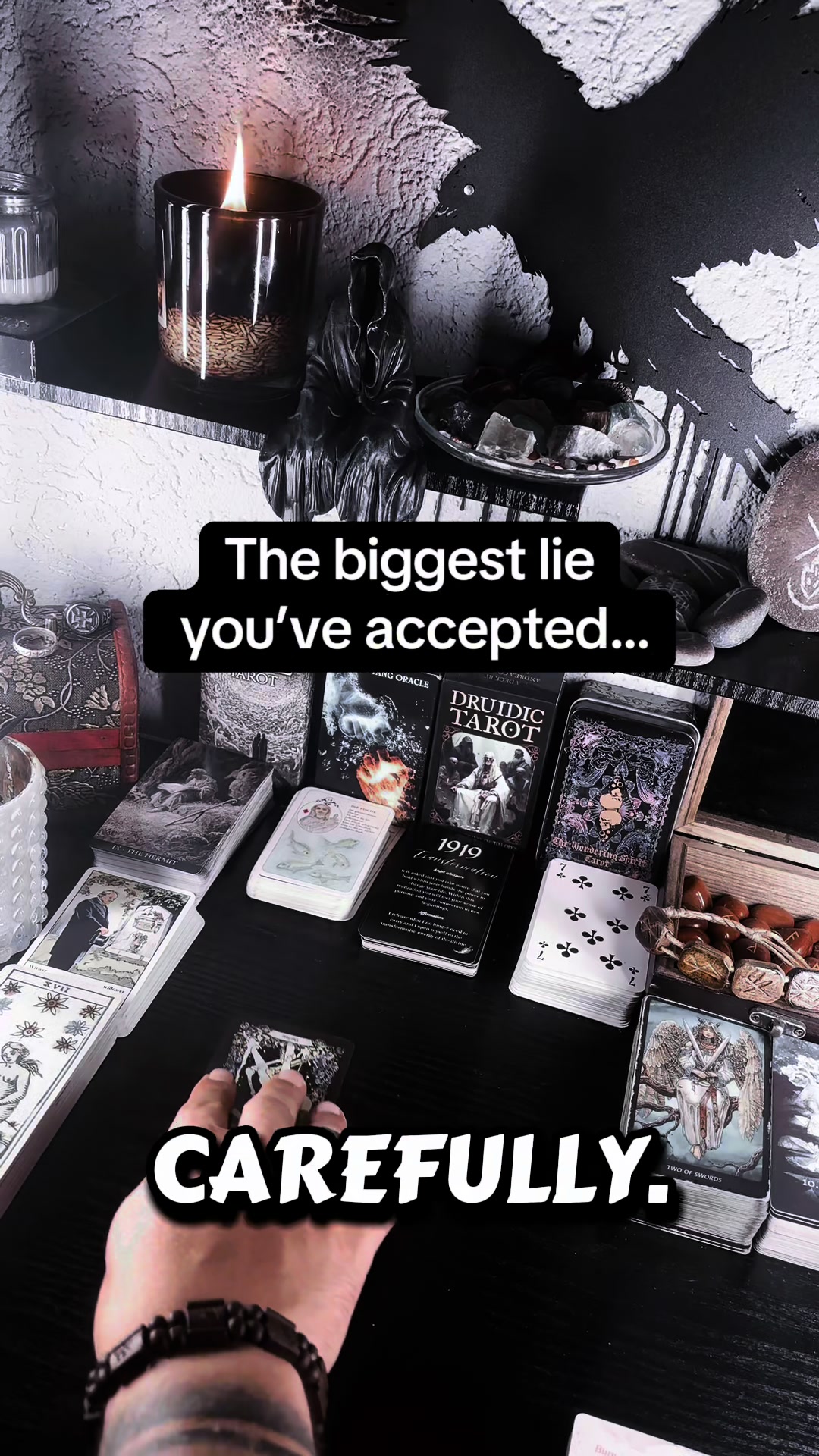 @Nightshade Whispers Tarot
