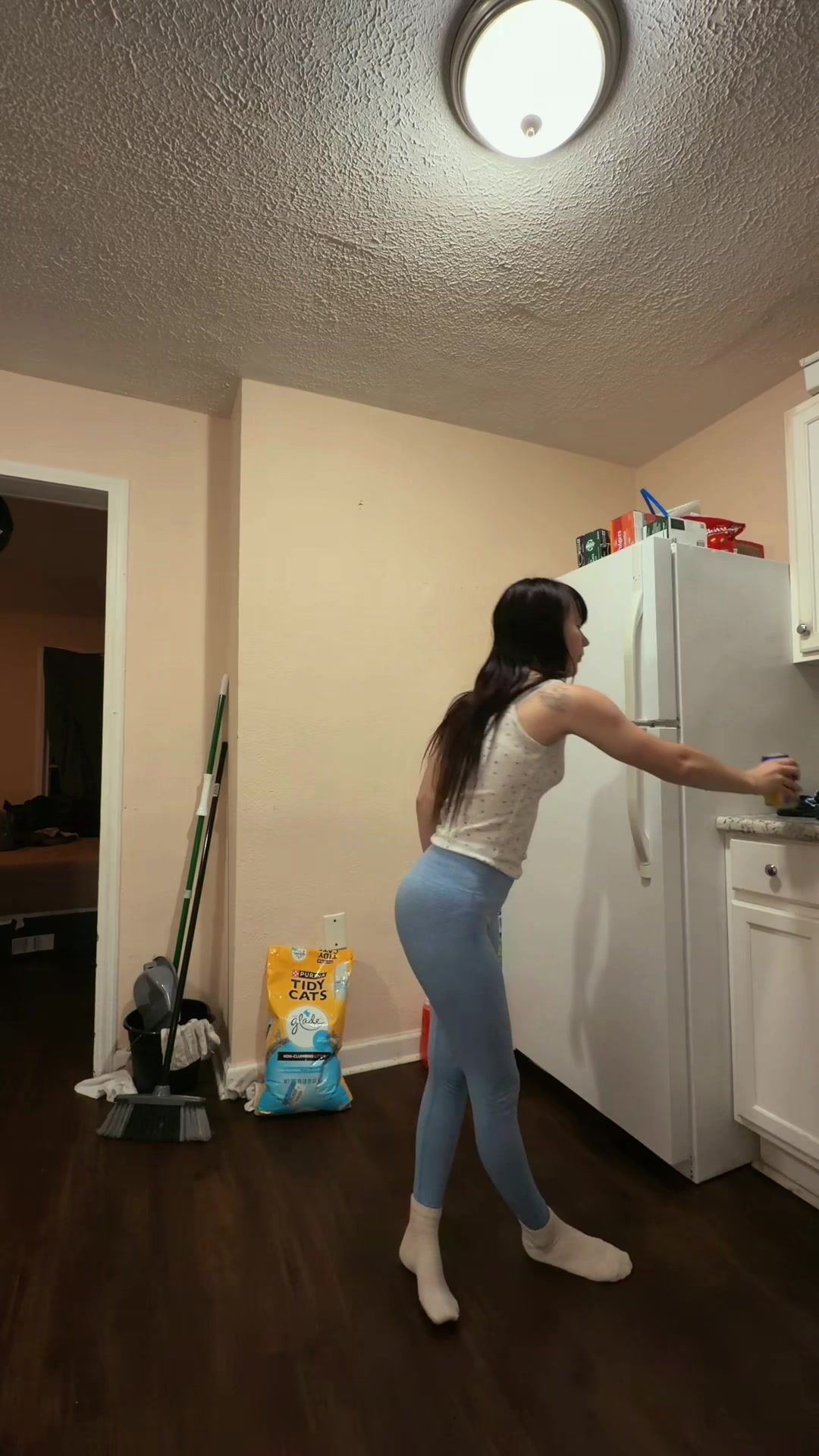@leoisamenace