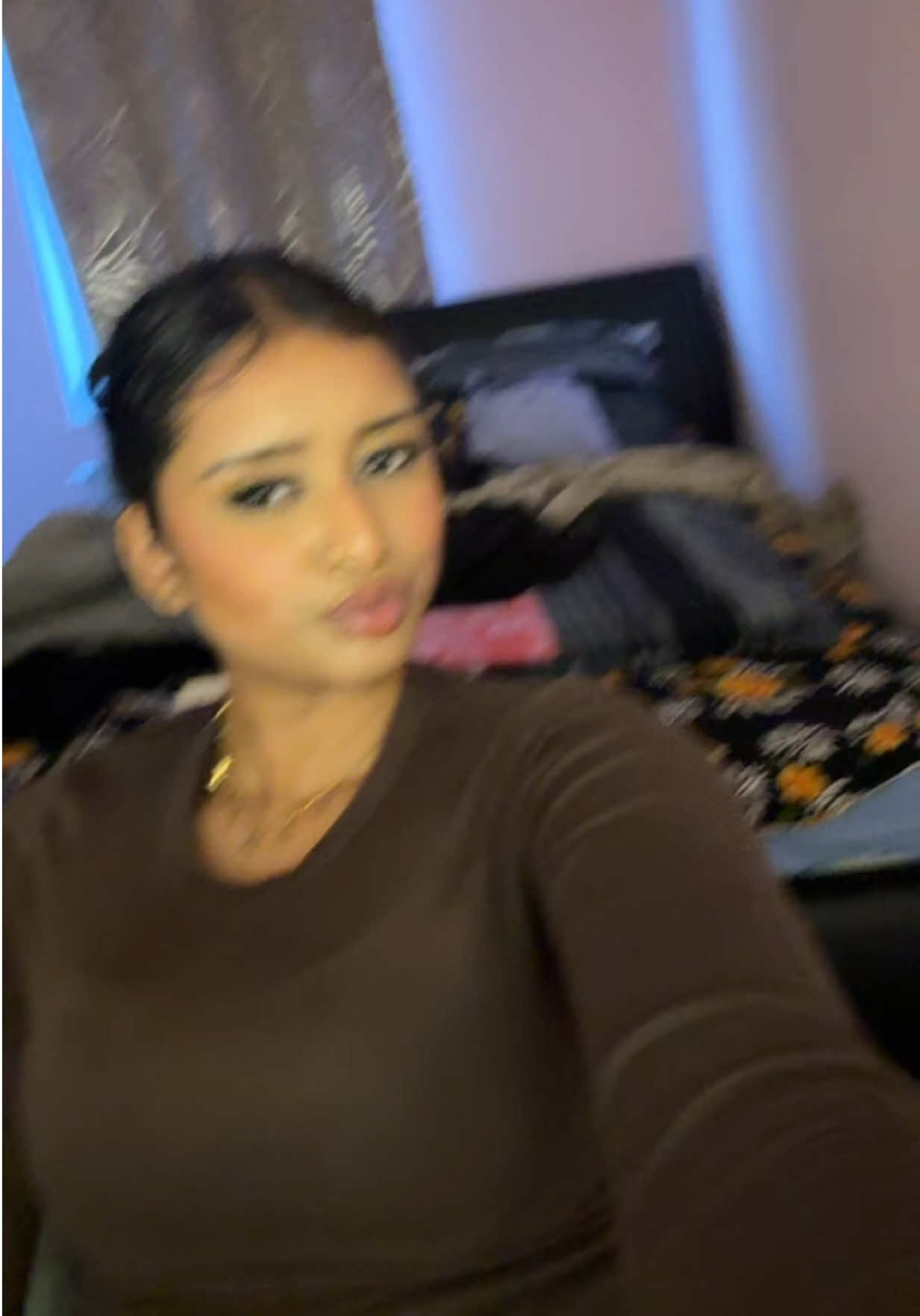 @𝓣🤎