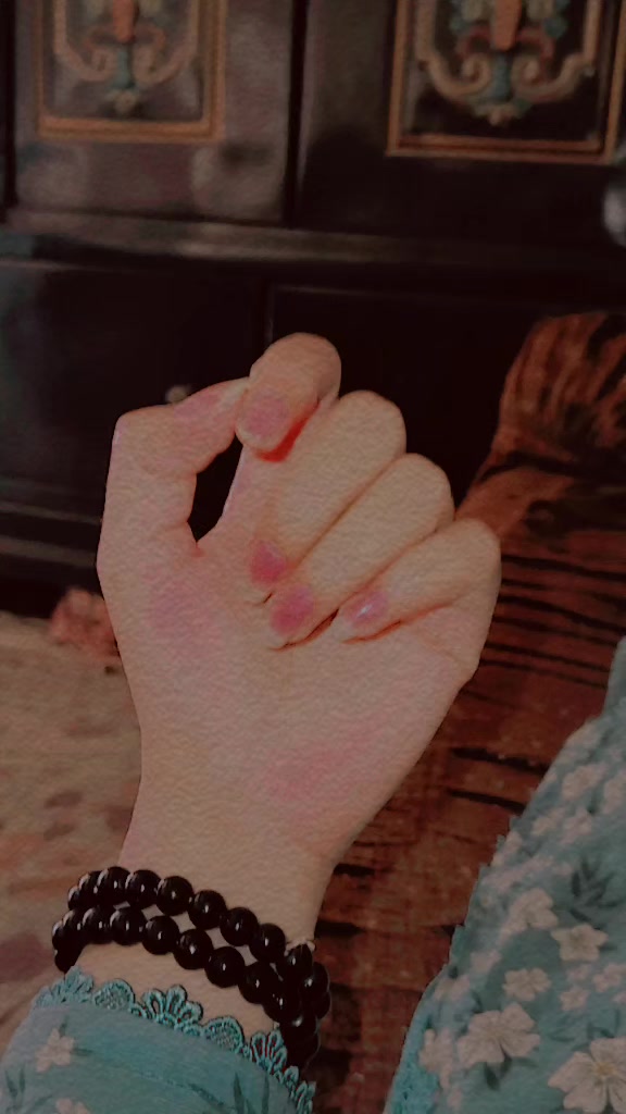 @A̶k̶❤̶A̶.̶1̶2̶