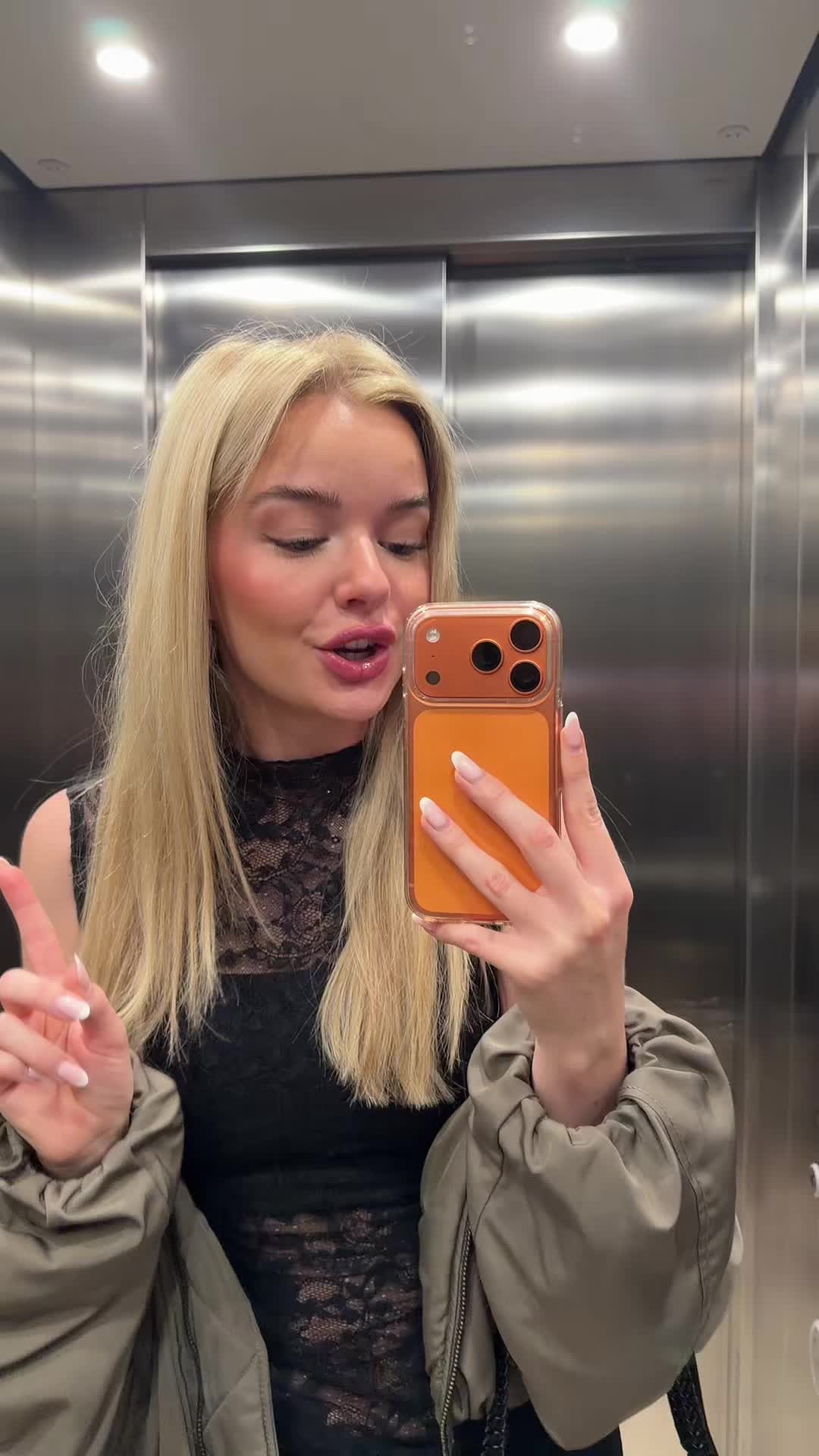@Lara