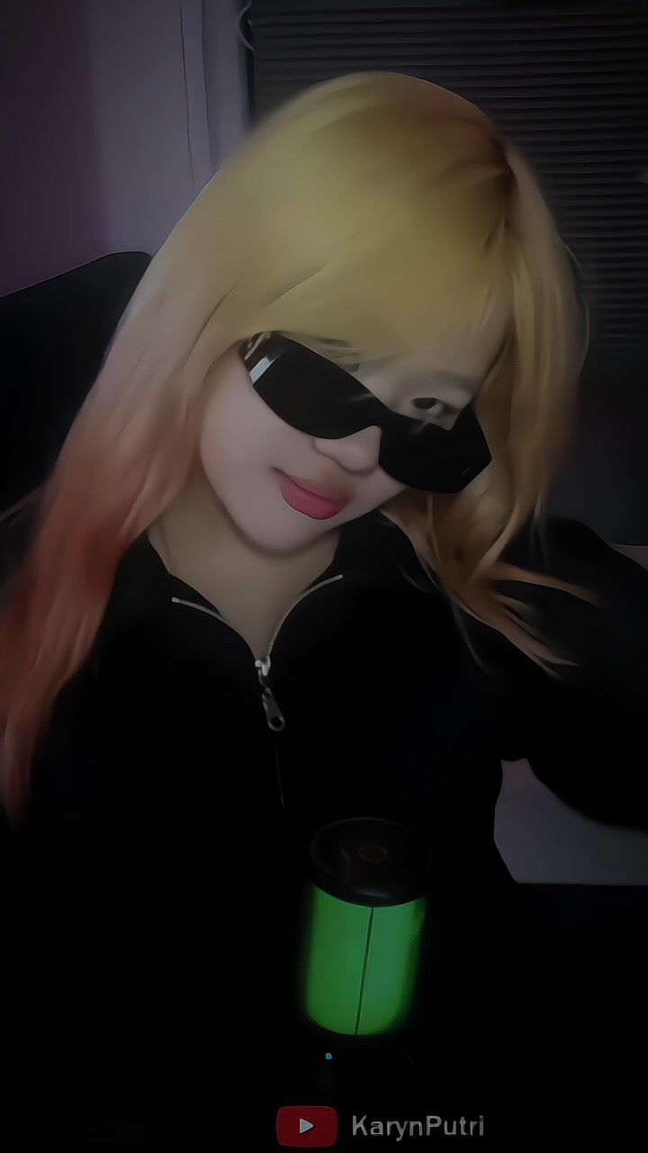 @kenz_