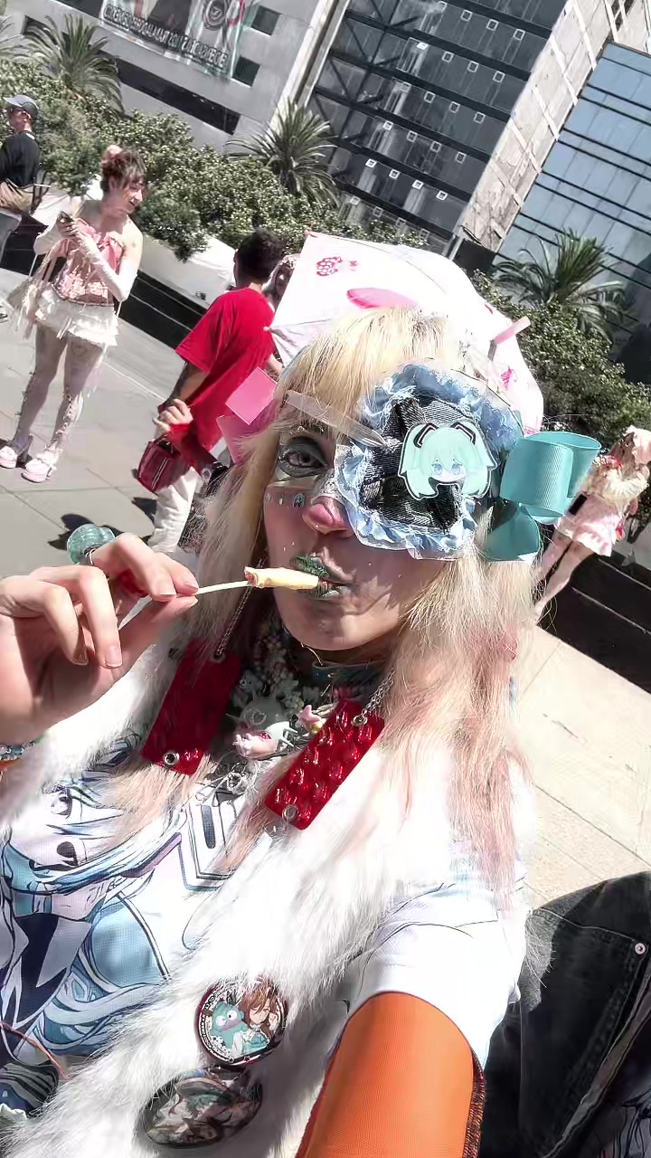 @jellyfish.galaxy