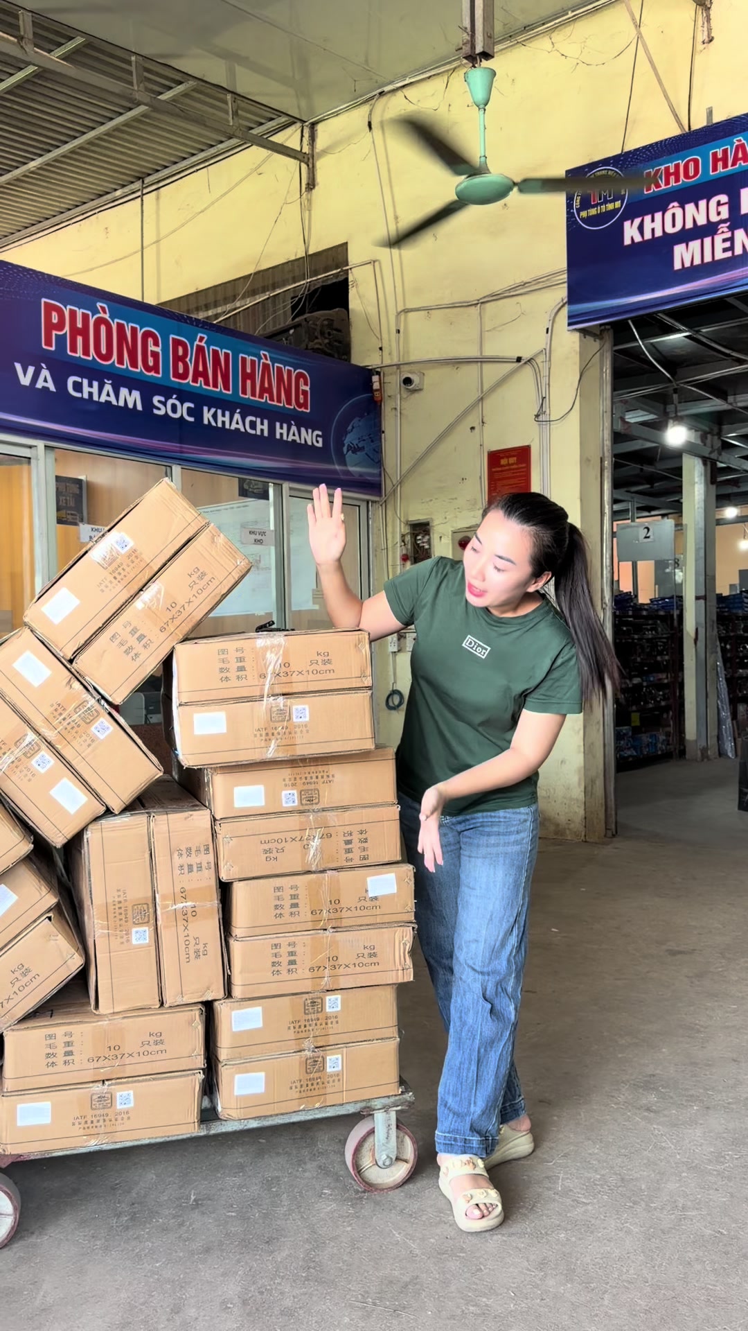 @Tĩnh Mơ - Phụ Tùng Ô Tô SLL