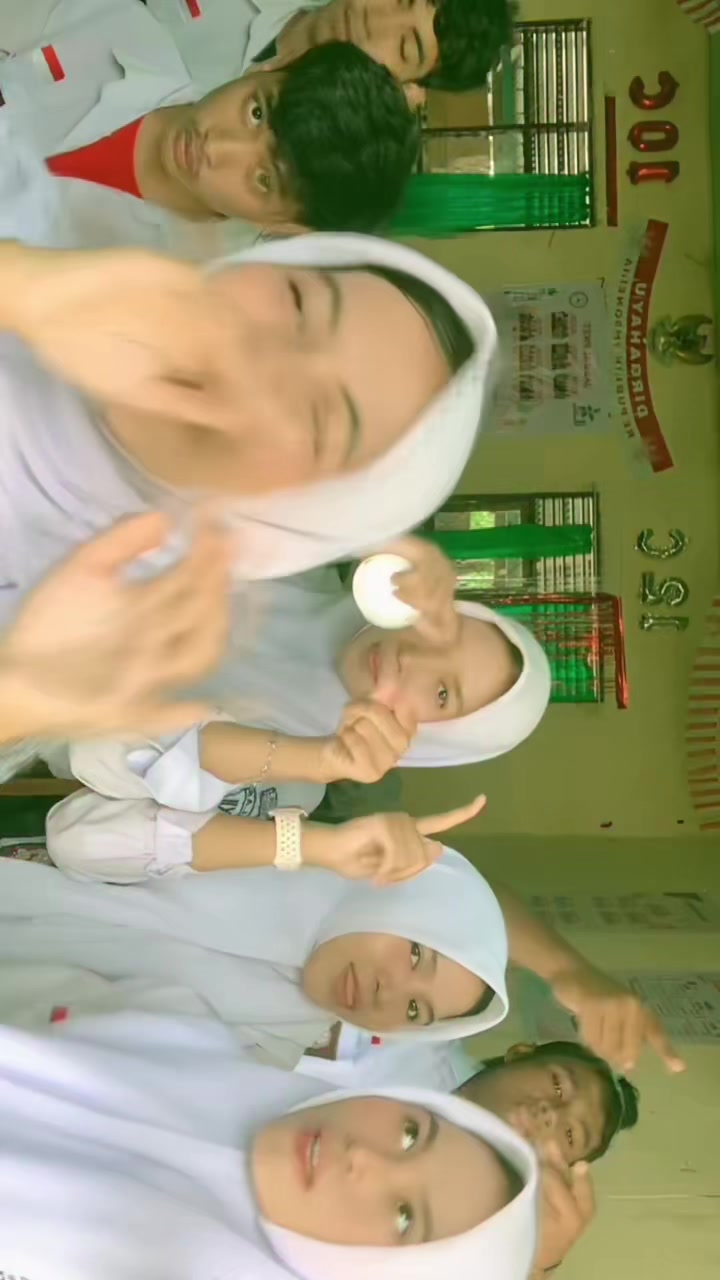@kelaspojok