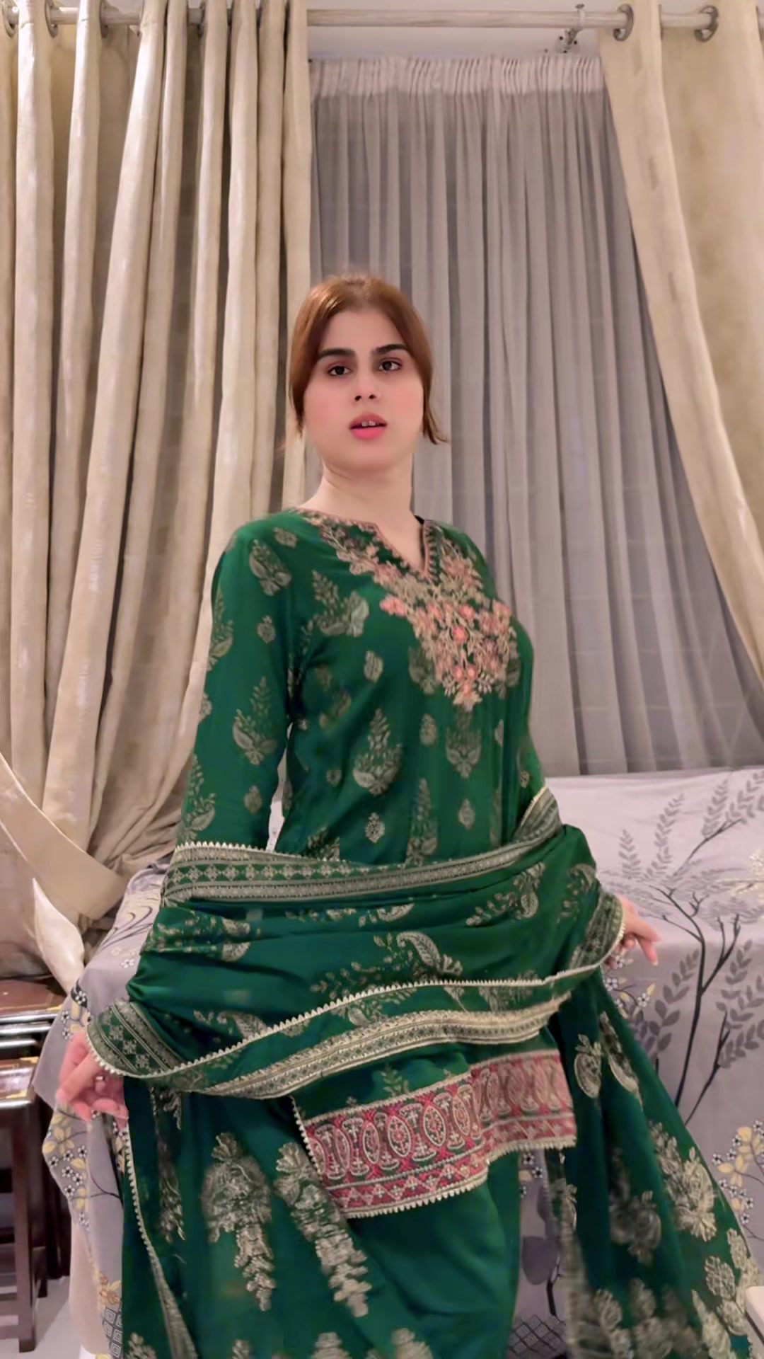 @MAHI 👑