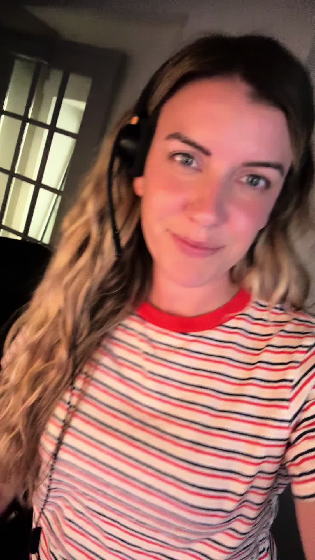 @Paige Marie | 911 mom