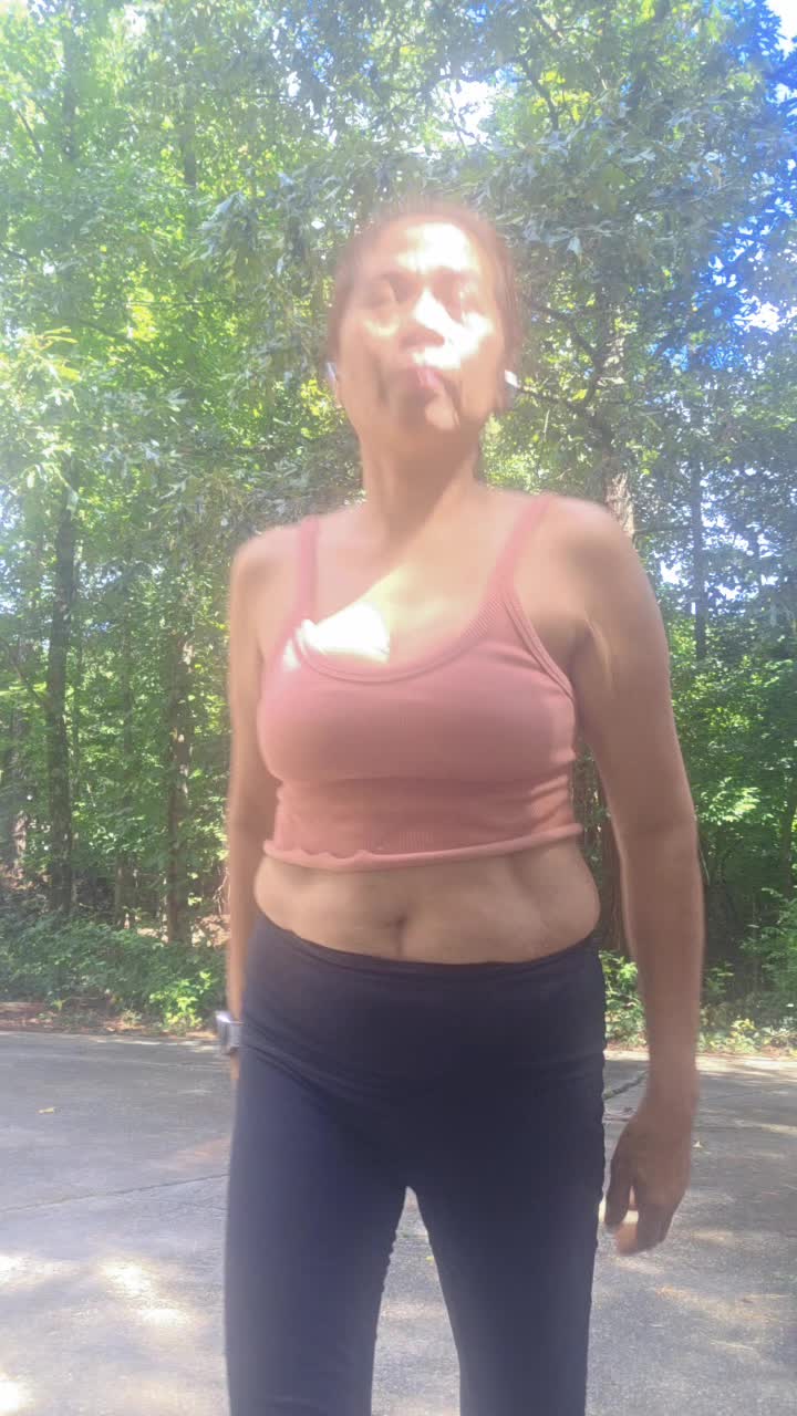 @ariyanababe