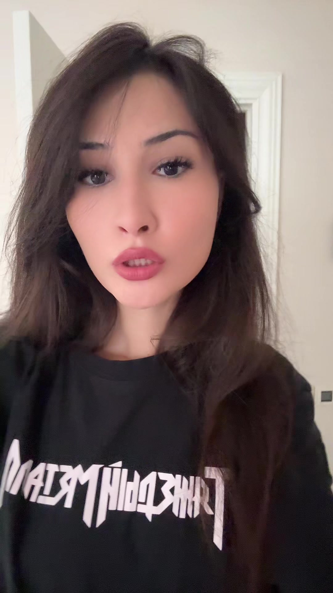 @оттуда