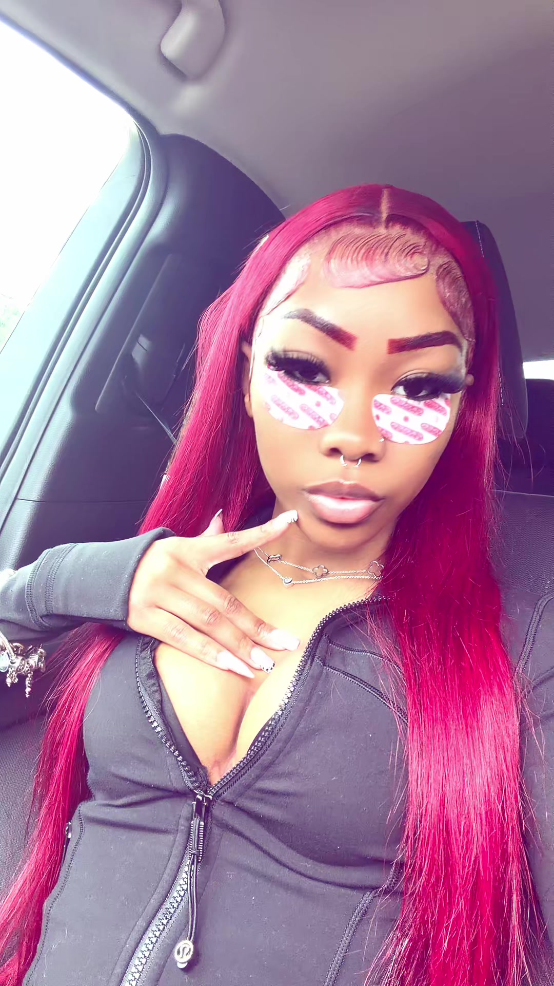 @Aunyste🎀🫧 (hon•es•ty)