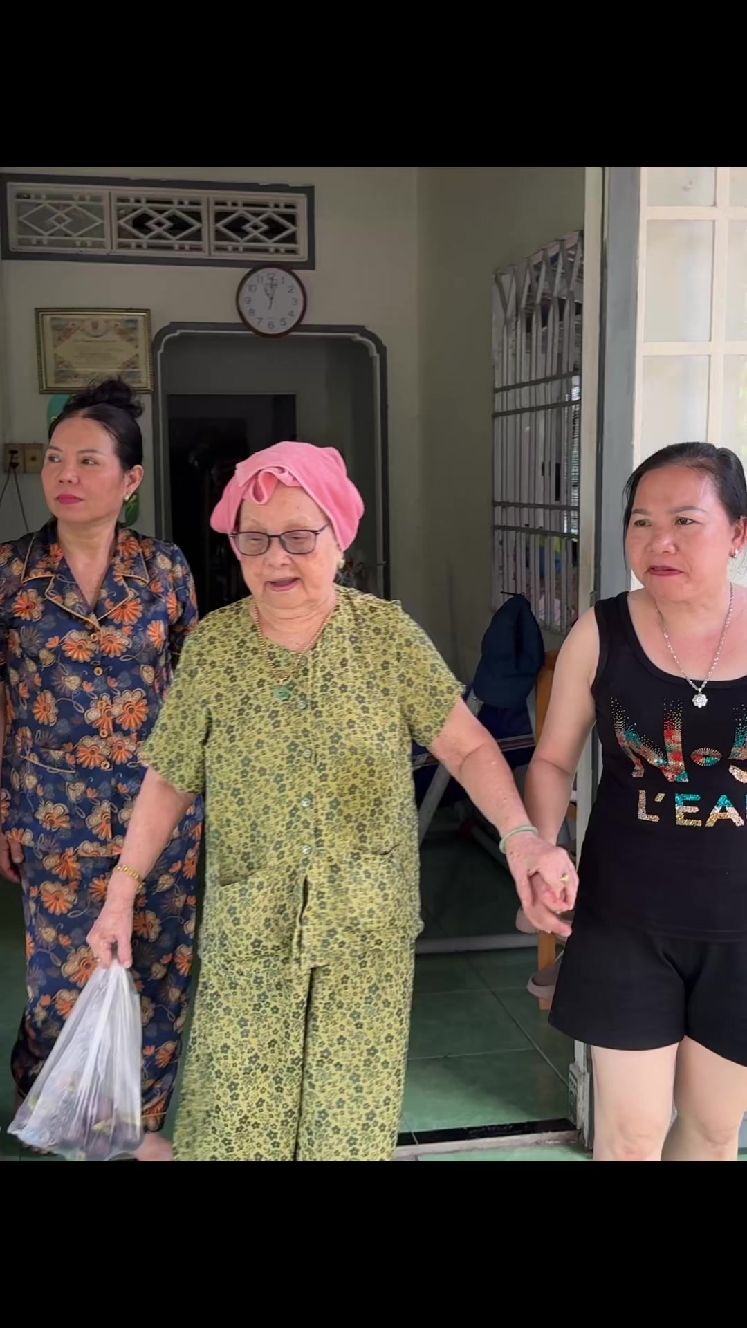 @Nguyễn Hồng Thủy