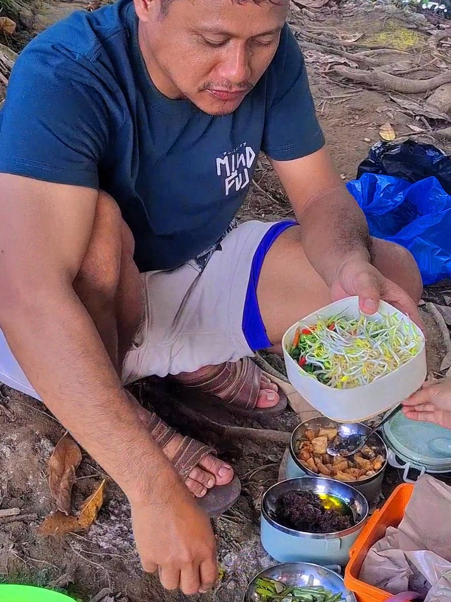 @Putraborneo30