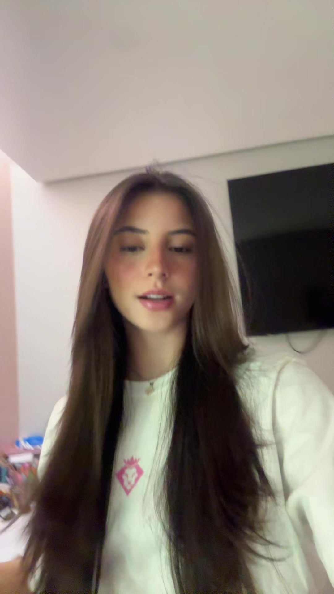 @Bellaros._