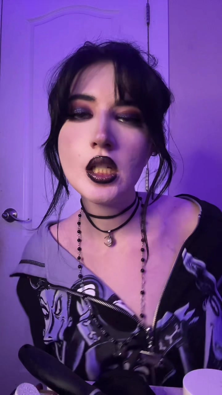 @bone daddy 𓆩♡𓆪