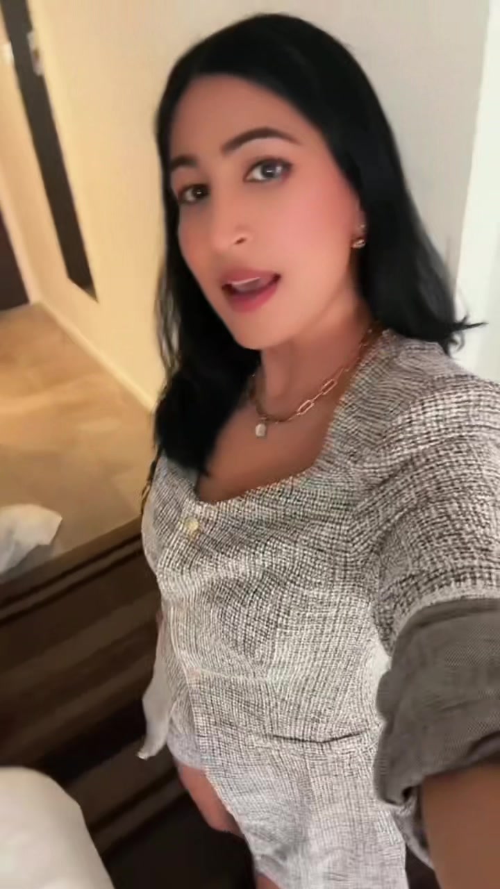 @Rheetu🦋