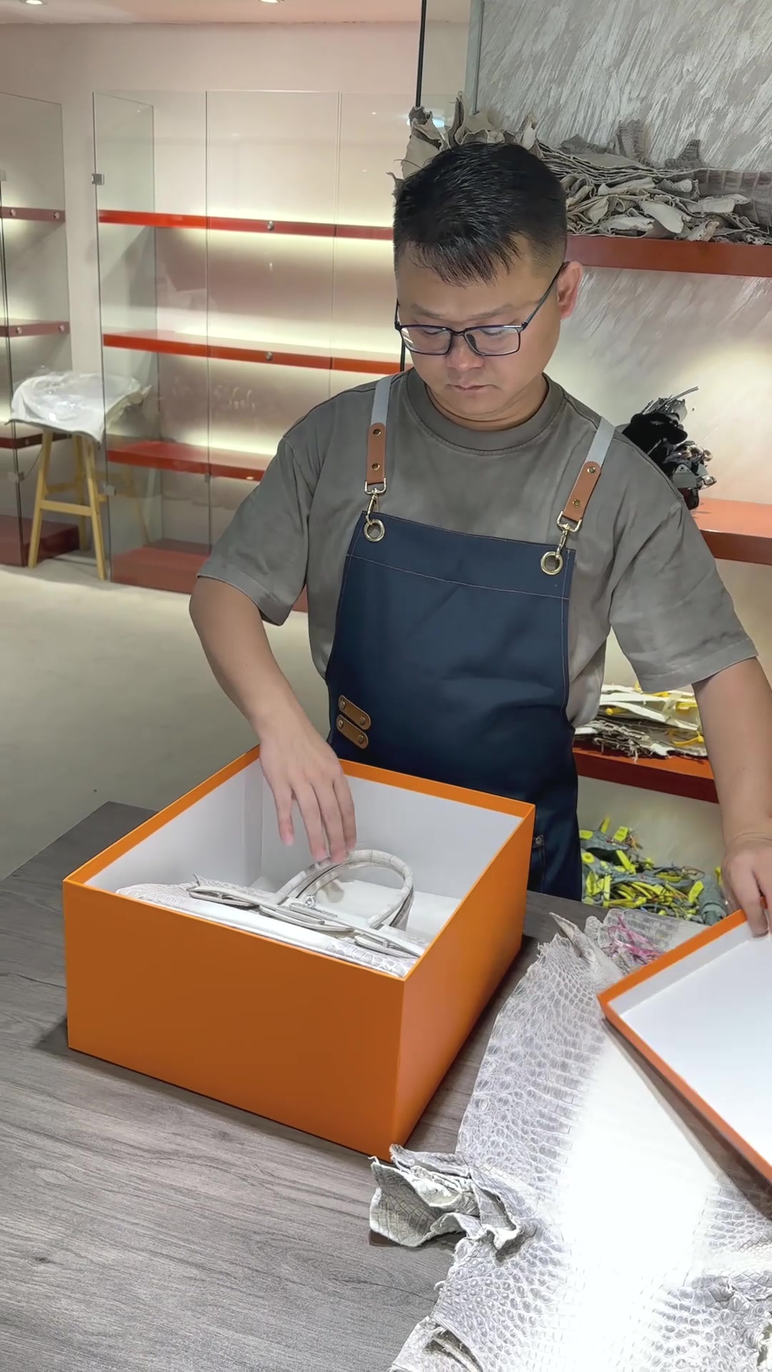 @zfisxqpo