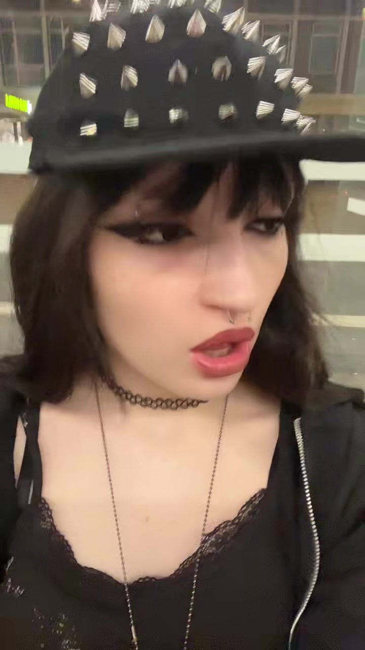 @sabrina🦇