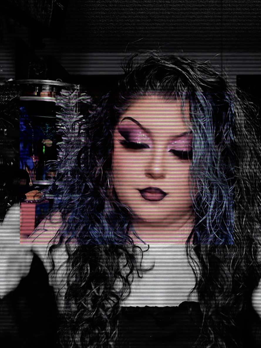 @🥀🕸🕷RoseBudinBlack🕷🕸🥀
