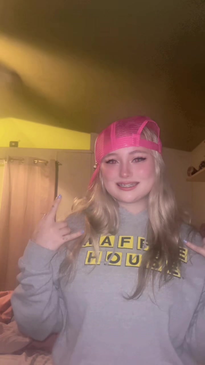 @Jezzibel