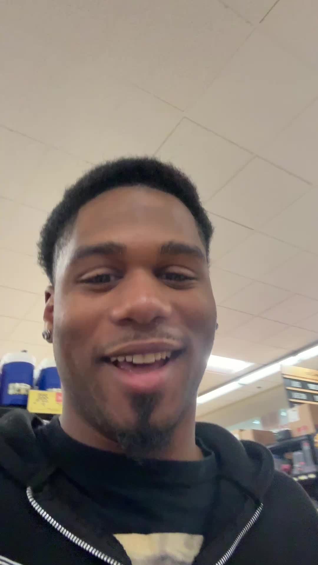 @Desean Logan-Russell🫢🫱🏾