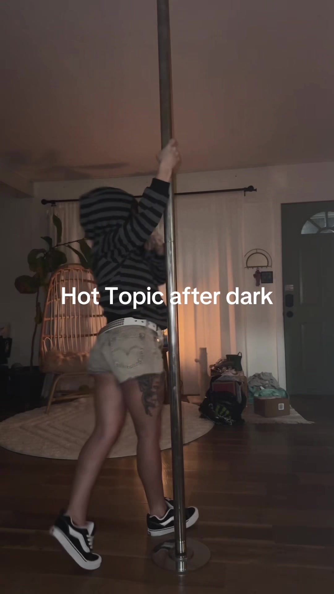@Hallucie