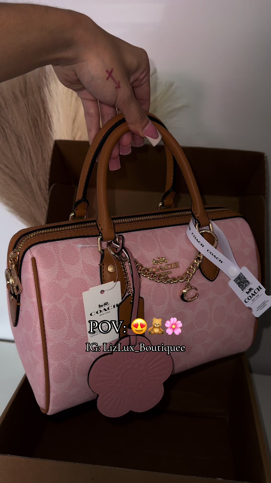 @LizLux_Boutiquee