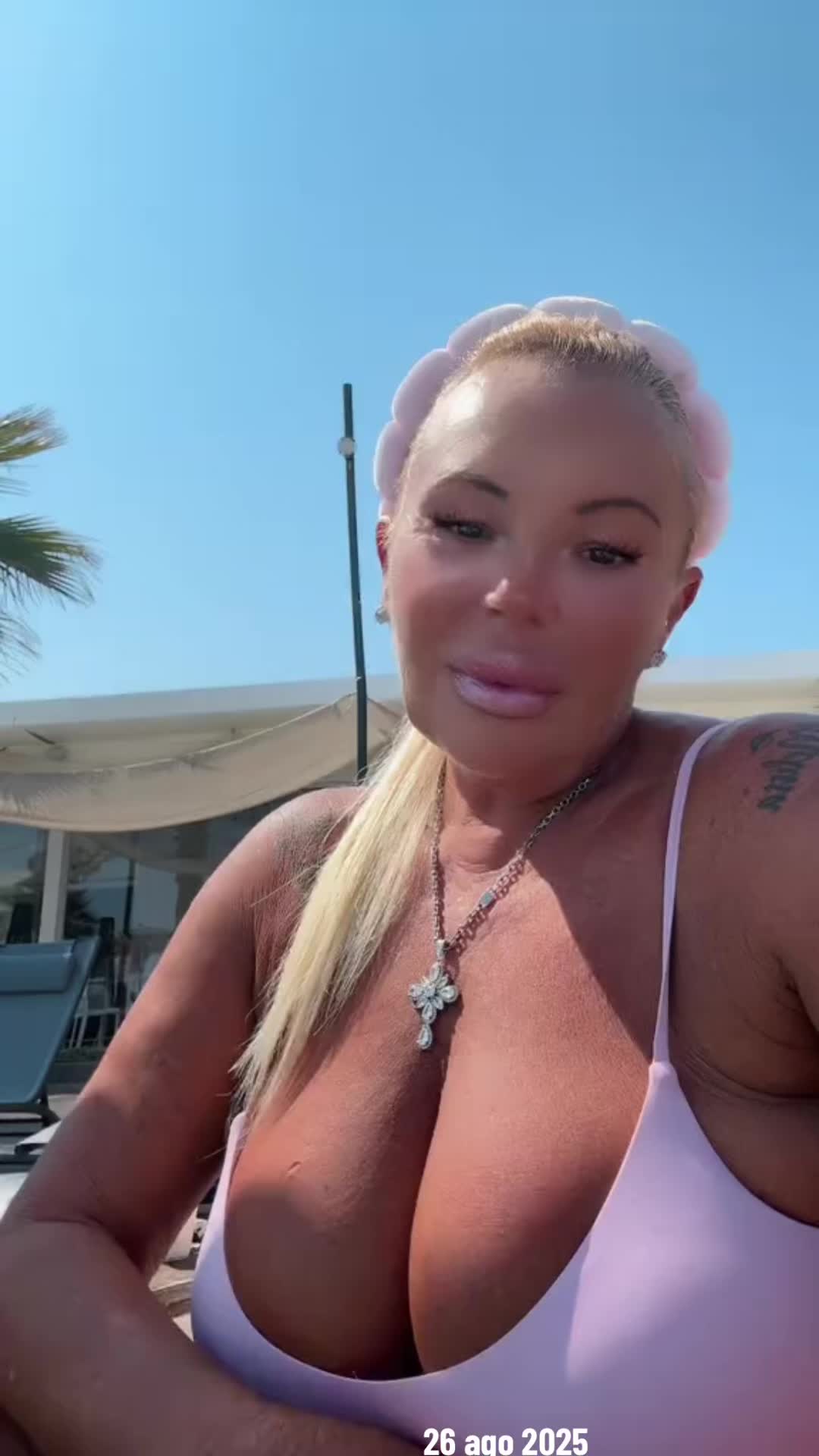 @Angela