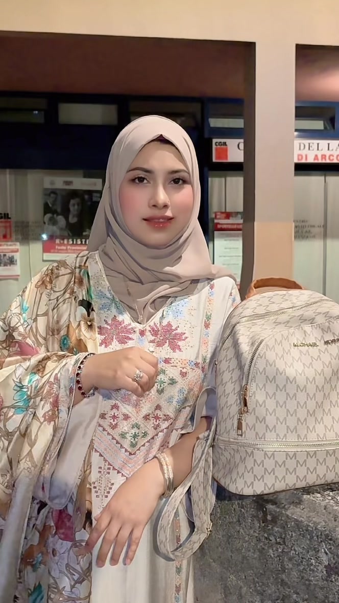 @TANGINA 🦋