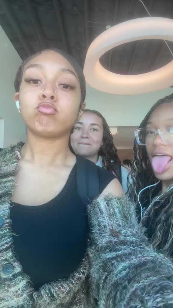 @sativaadiva101