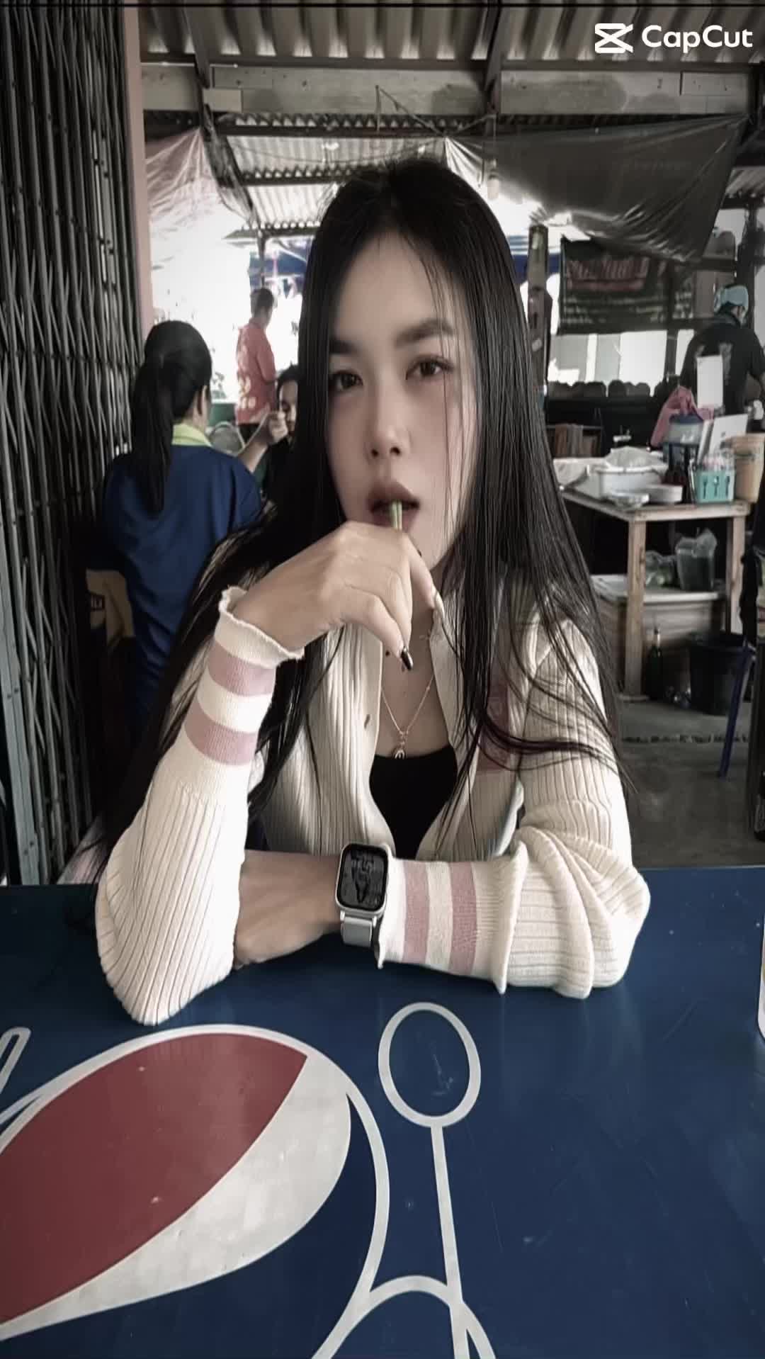 @Koyชอบกินหมูกะทะ🥴1989🌻🖤🌻